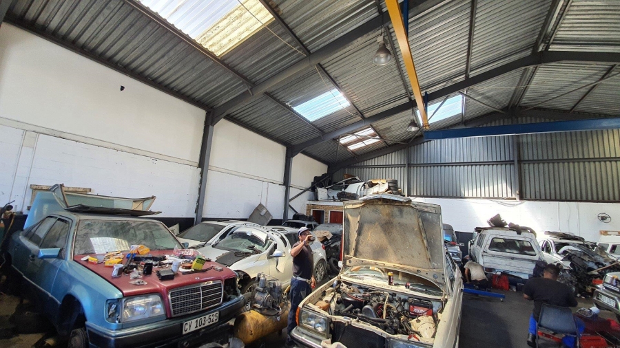 To Let commercial Property for Rent in Parow East Western Cape